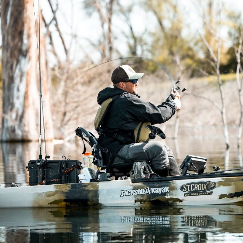 AVID SERIES FRESHWATER CASTING